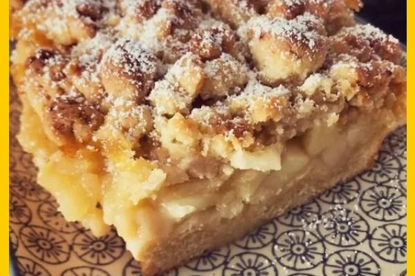Apfelkuchen mit Streuseln vom Blech