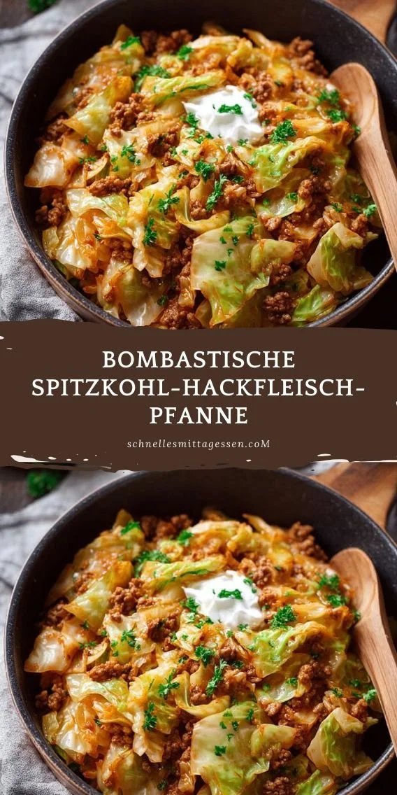 Leckere Spitzkohl-Hackfleisch-Pfanne auf einem Teller serviert