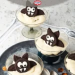halloween dessert mit fledermaus 2026 07 24 032940 687x1024 1