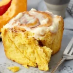 zimtschnecken mit kurbis und frischkase frosting 2026 07 04 130616
