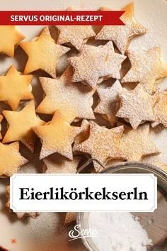Eierlikörplätzchen mit weißer Schokolade dekoriert