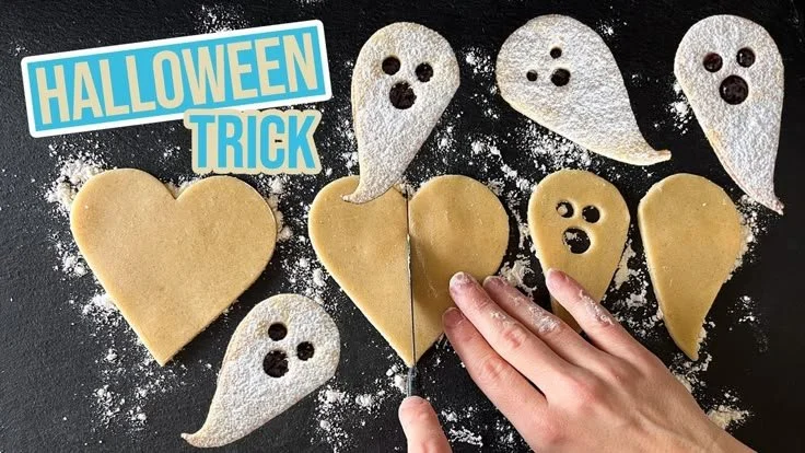 Geister Kekse für Halloween mit Herz Ausstecher verziert