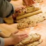 oma leipzigs original christstollen feiertaglic 2026 08 05 022502 1